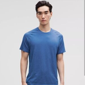 Lululemon men's metal vent tech short sleeve